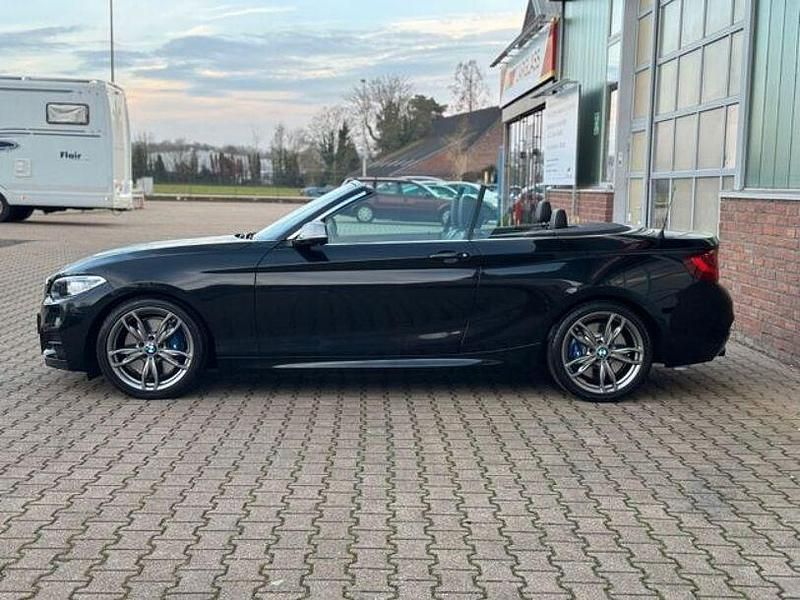 Gebraucht BMW M235 Basis 326 PS (239 kW) 2015 Schwarz Cabrio