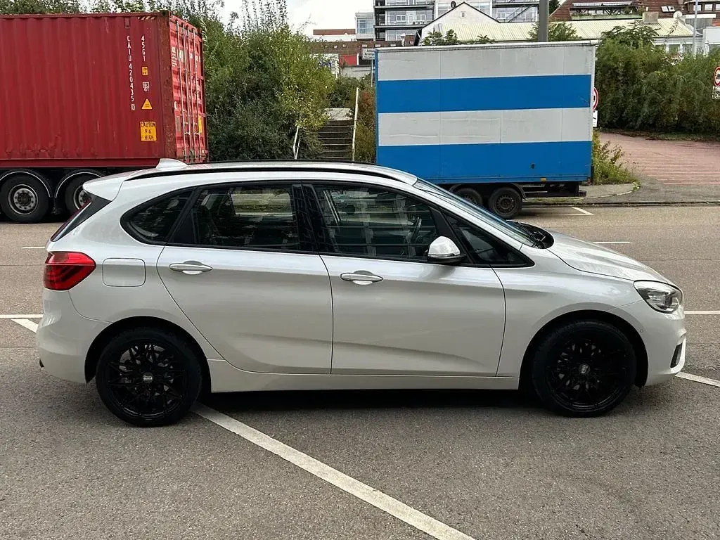 Gebraucht BMW 220 Active Tourer 192 PS (141 kW) 2016 Weiß Van / Kleinbus