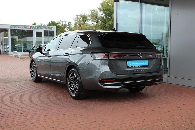 Usata VW Passat Elegance 150 CV (110 kW) 2024 Nero Station wagon