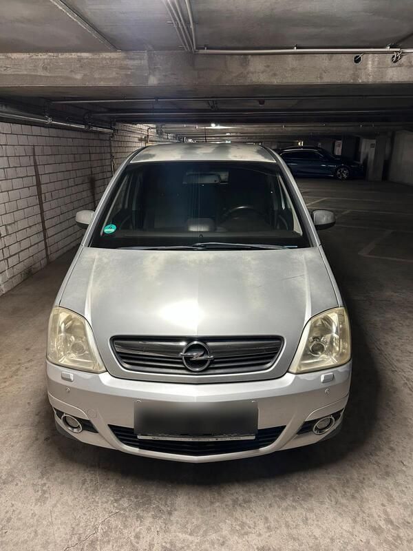 Grau Gebraucht 2008 Opel Meriva Van / Kleinbus | 2.000 € (Fairer Preis) - Bild 1/4