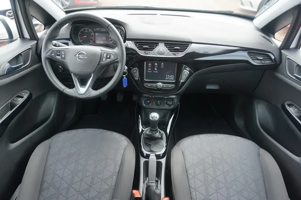 Gebraucht Opel Corsa Active 101 PS (74 kW) 2014 Grau Kleinwagen