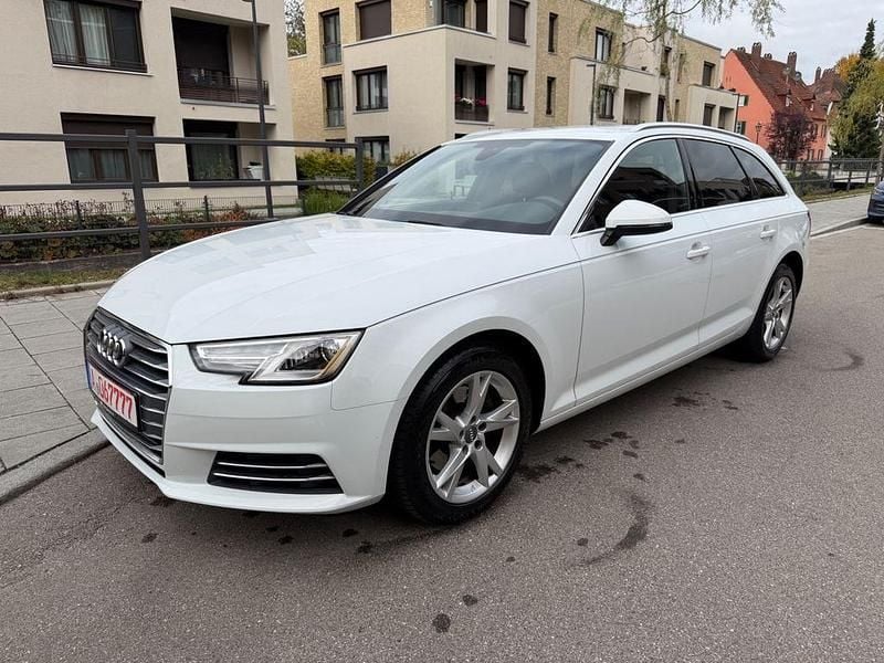 Weiß Gebraucht 2016 Audi A4 Sport Kombi | 12.900 € (Superpreis) - Bild 1/4