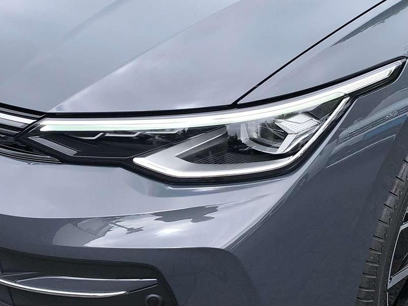 Gebraucht VW Golf VIII Edition 150 PS (110 kW) 2024 Delfingrau metallic Limousine