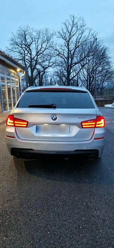 Gebraucht BMW 535 M Sport 313 PS (230 kW) 2011 Silber Kombi