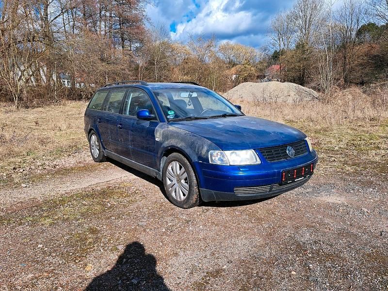 Gebraucht VW Passat 193 PS (141 kW) 1998 Blau Kombi