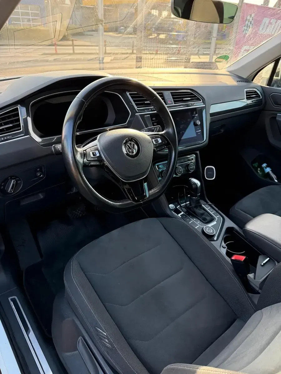 Gebraucht VW Tiguan Highline 190 PS (139 kW) 2019 Weiß SUV