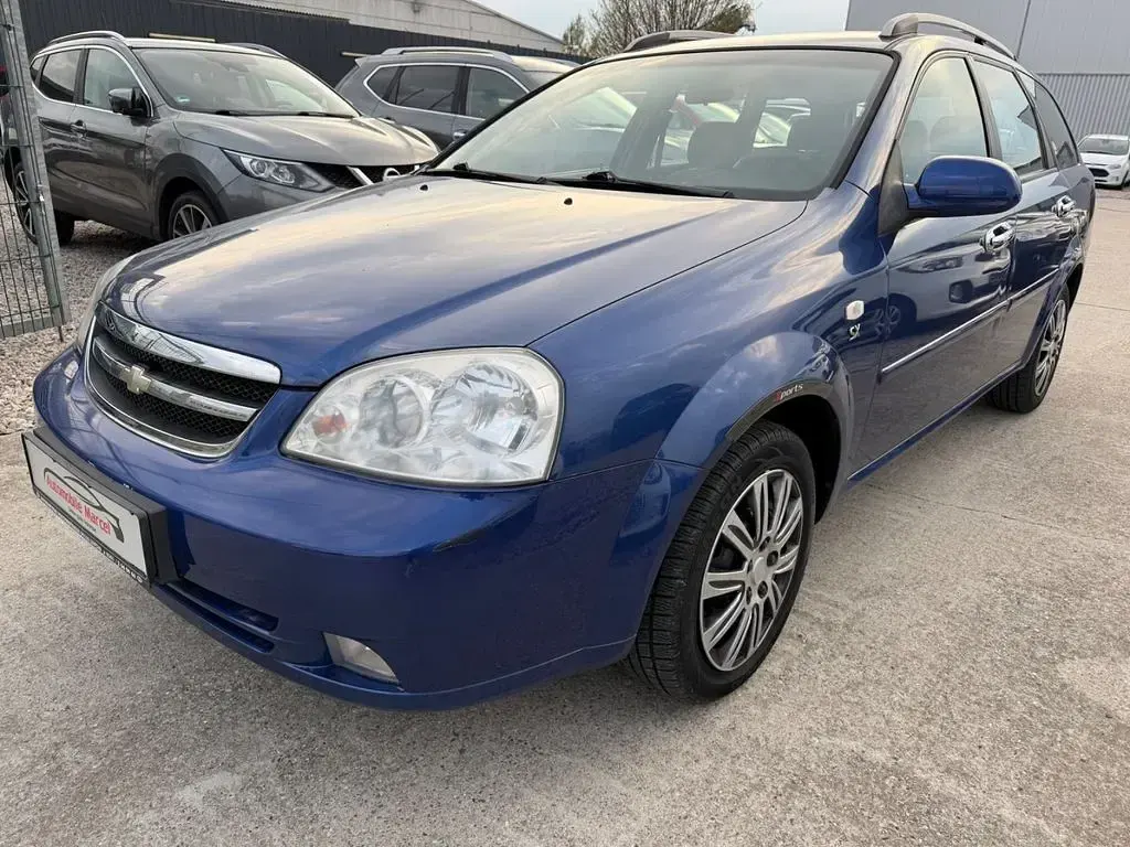 Gebraucht Chevrolet Nubira SX 109 PS (80 kW) 2010 Blau Kombi