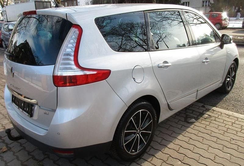 Gebraucht Renault Scénic Bose Edition 150 PS (110 kW) 2012 Grau Van / Kleinbus