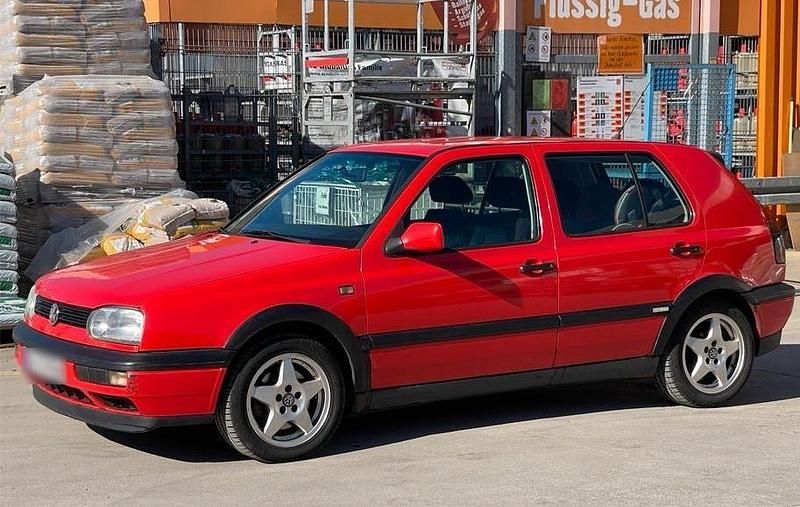 Gebraucht VW Golf III Edition 116 PS (85 kW) 1996 Rot Kleinwagen