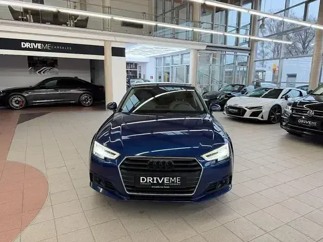 Używany Audi A4 Ambiente 250 KM (183 kW) 2016 Niebieski Sedan/Limuzyna
