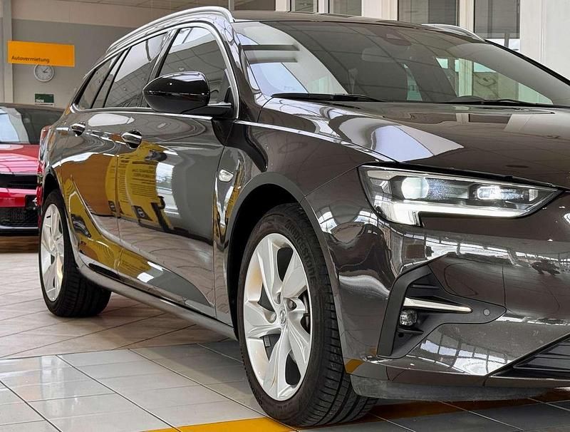 Gebraucht Opel Insignia 200 PS (147 kW) 2020 Stone brown met (058p) Kombi