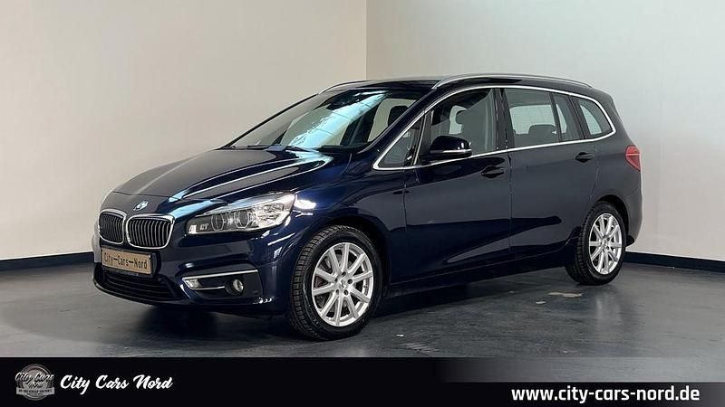 Blau Gebraucht 2015 BMW 220 Luxury Line Van / Kleinbus | 15.999 € (Guter Preis) - Bild 1/4