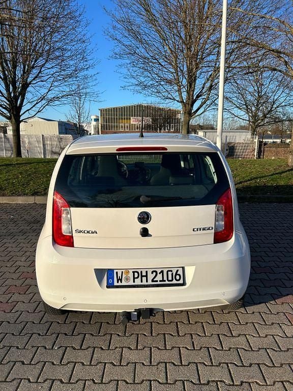 Gebraucht Skoda Citigo Ambition 75 PS (55 kW) 2016 Weiß Kleinwagen