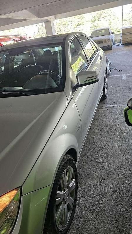 Gebraucht Mercedes C280 231 PS (169 kW) 2009 Limousine