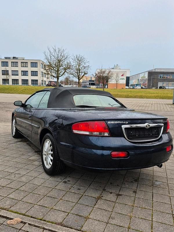 Blau Gebraucht 2004 Chrysler Sebring Cabriolet Cabrio | 1.220 € (Superpreis) - Bild 1/4
