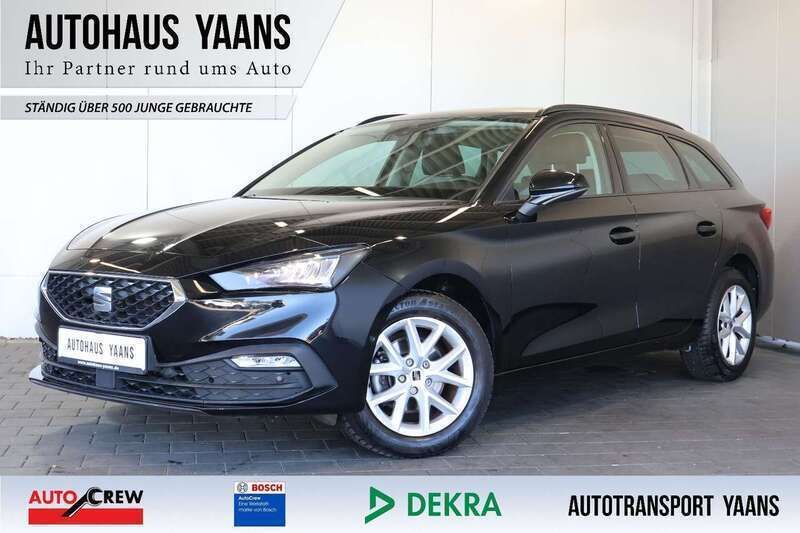 Mitternachtsschwarz Gebraucht 2021 Seat Leon Style Kombi | 19.469 € (Superpreis) - Bild 1/4