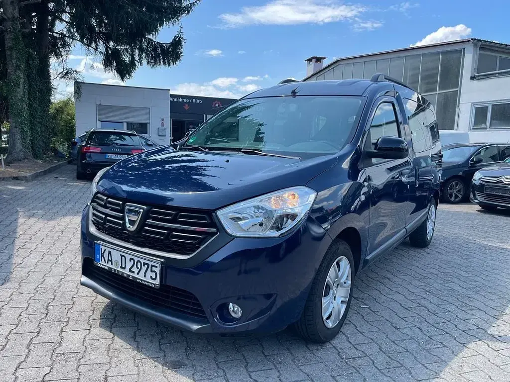 Gebraucht Dacia Dokker Comfort 102 PS (75 kW) 2019 Blau Van / Kleinbus