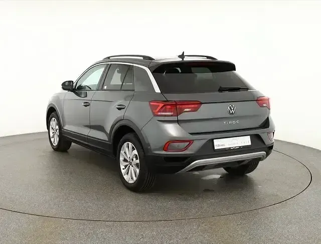 Gebraucht VW T-Roc 150 PS (110 kW) 2025 Grau SUV