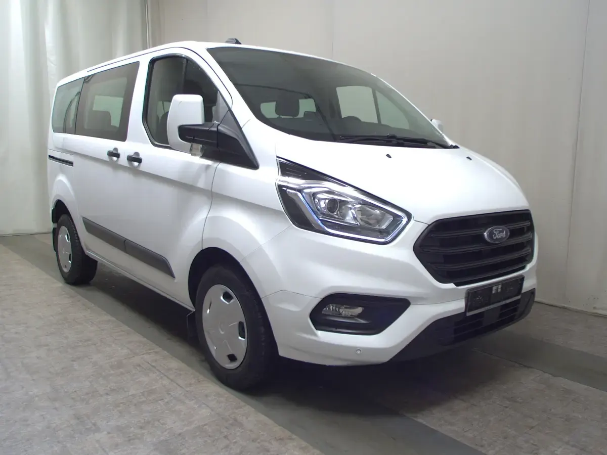 Używany Ford Transit Custom Trend 150 KM (110 kW) 2022 Biały Kombi