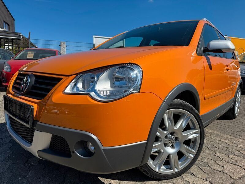 Orange Gebraucht 2007 VW Polo Cross Kleinwagen | 2.390 € (Fairer Preis) - Bild 1/4