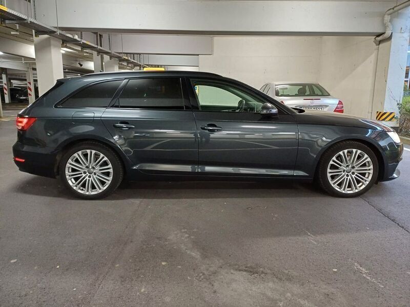 Manhattangrau metallic Gebraucht 2017 Audi A4 Ambiente Kombi | 14.250 € (Guter Preis) - Bild 1/4