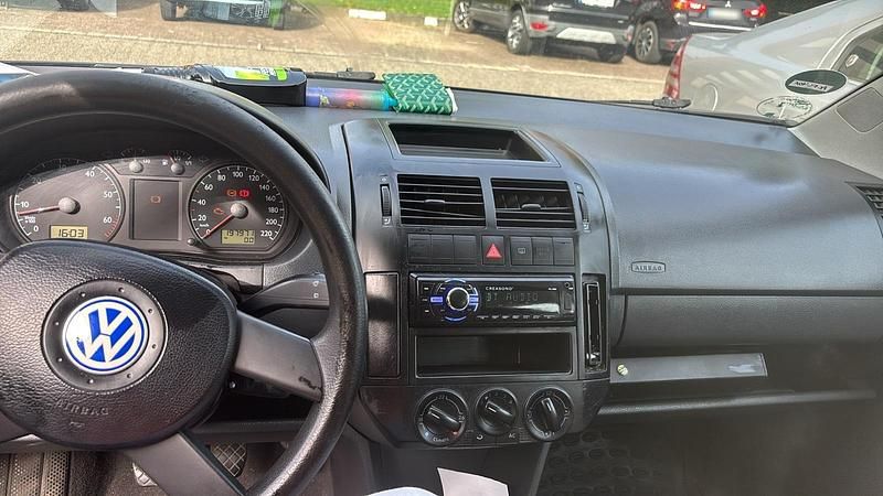 Gebraucht VW Polo 64 PS (47 kW) 2002 Grün Kleinwagen