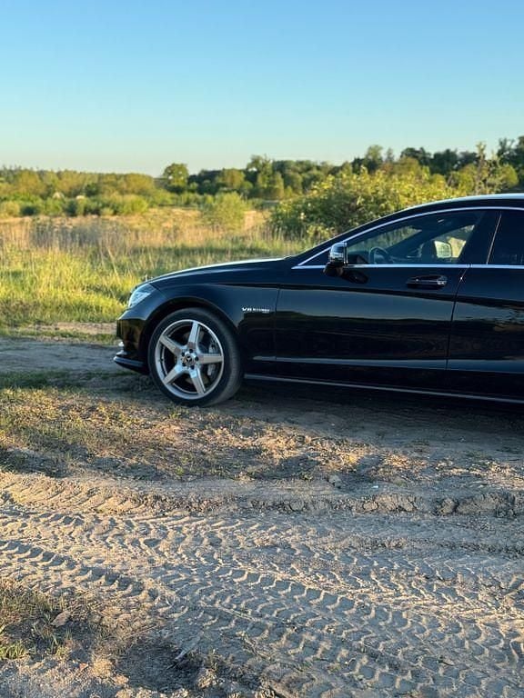 Schwarz Gebraucht 2012 Mercedes CLS500 Limousine | 21.599 € (Etwas zu teuer) - Bild 1/4