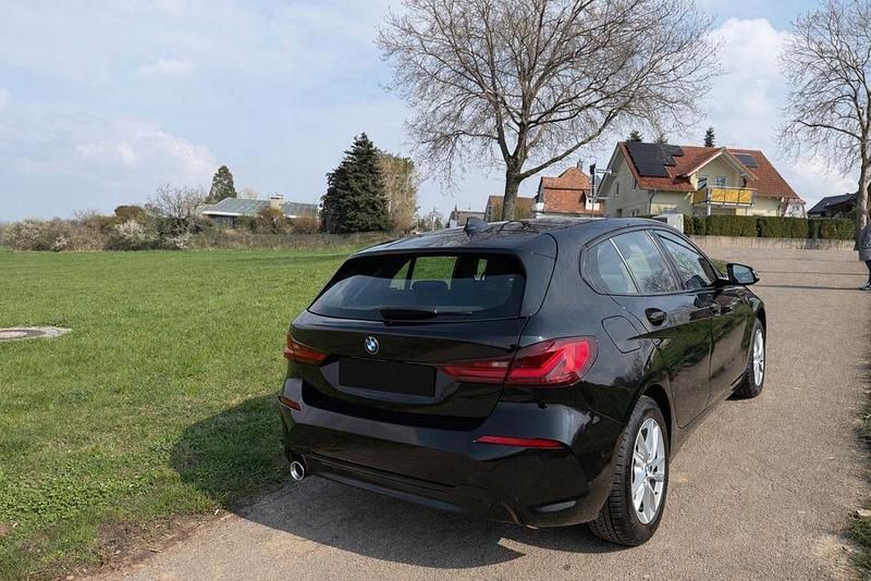 Gebraucht BMW 116 Luxury Line 116 PS (85 kW) 2019 Schwarz Kleinwagen