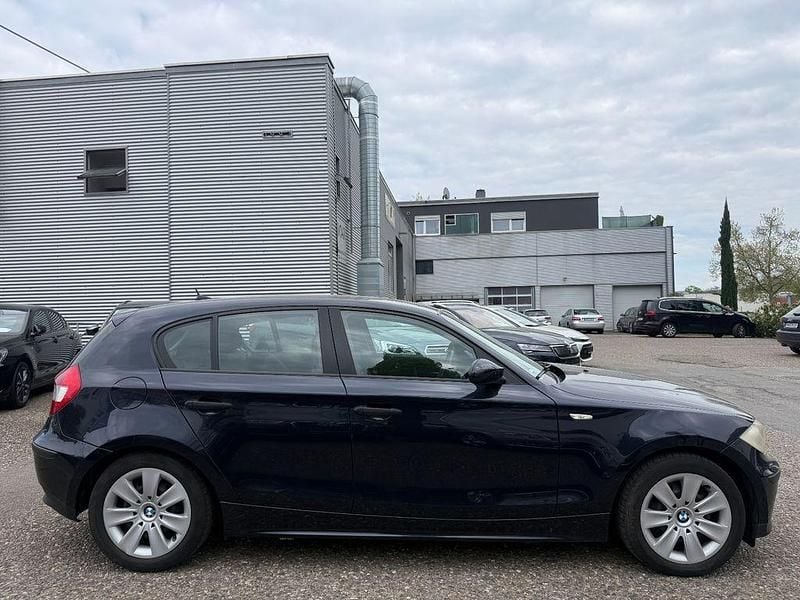 Second-hand BMW 118 129 CP (94 kW) 2006 Albastru Hatchback