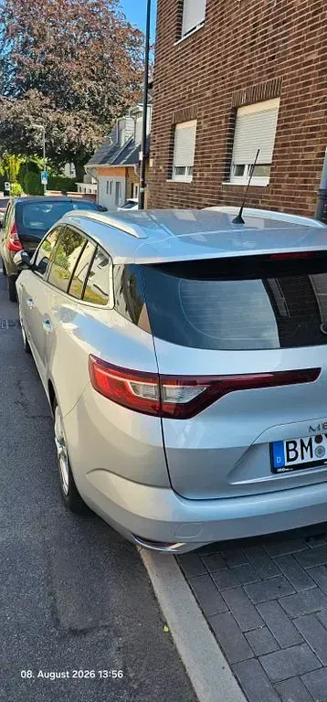 Gebraucht Renault Mégane IV 110 PS (80 kW) 2018 Silber Limousine