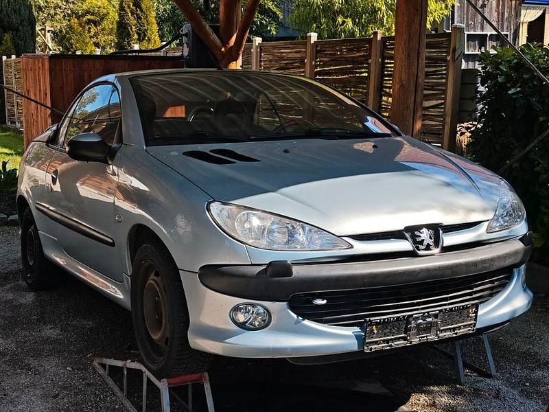 Gebraucht Peugeot 206 CC 136 PS (100 kW) 2002 Blau Cabrio