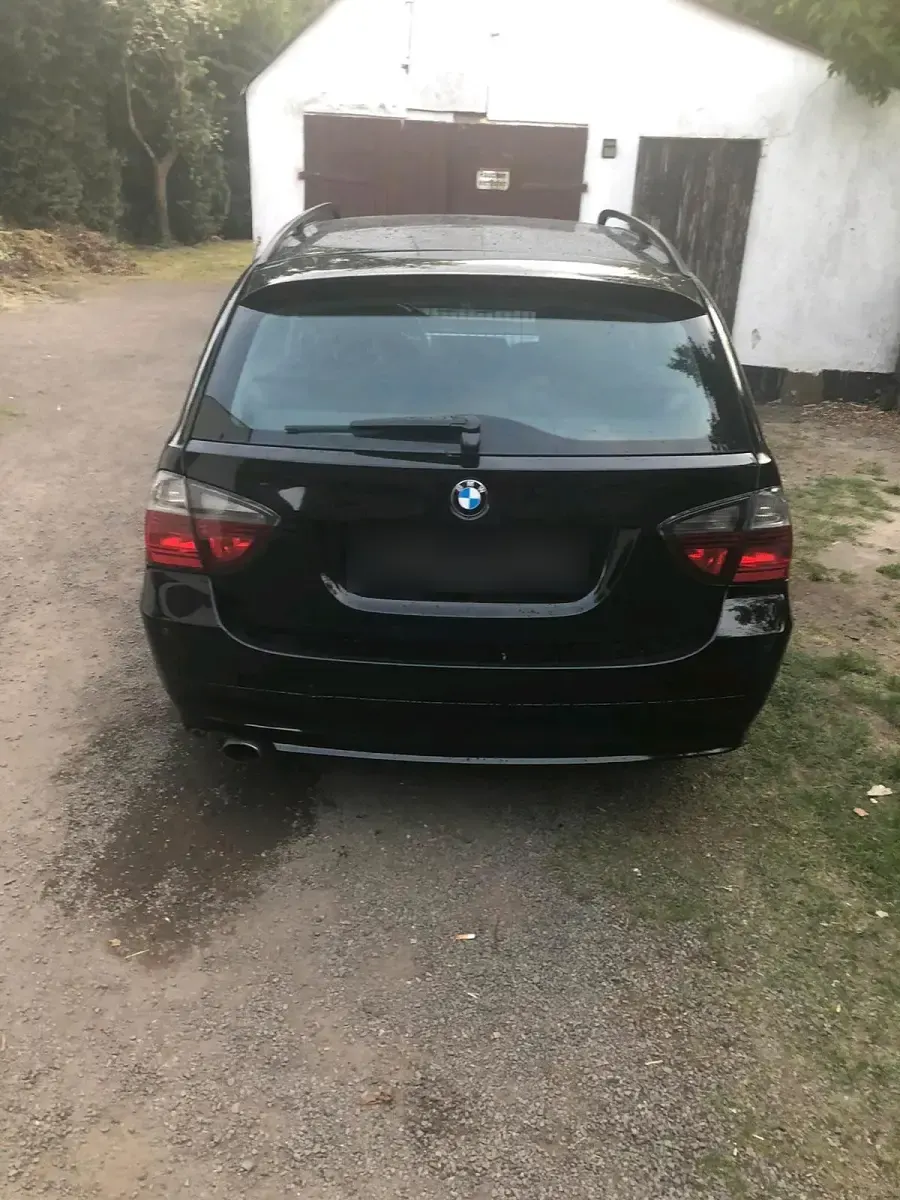 Second-hand BMW 320 150 CP (110 kW) 2006 Negru Break