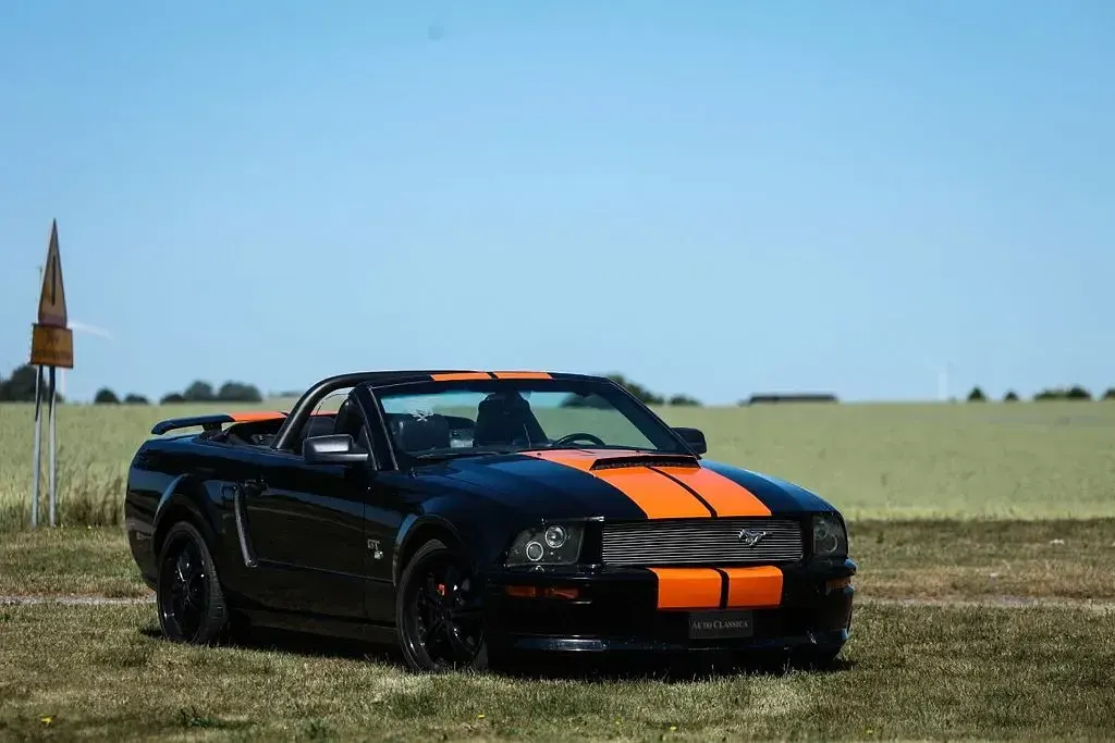 Gebraucht Ford Mustang GT Convertible 305 PS (224 kW) 2006 Schwarz Cabrio