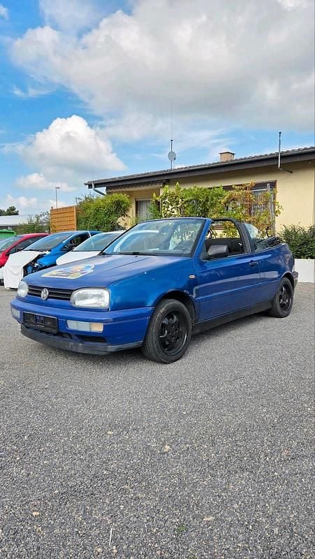 Blau Gebraucht 1996 VW Golf Cabriolet Cabrio | 1.400 € (Superpreis) - Bild 1/4