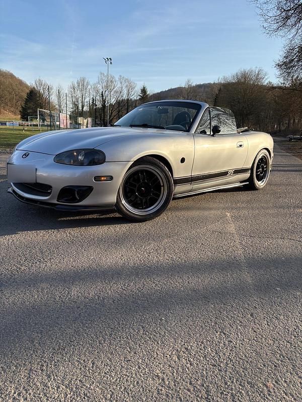 Gebraucht Mazda MX5 230 PS (169 kW) 2002 Silber Cabrio