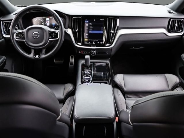 Gebraucht Volvo V60 R-Design 392 PS (288 kW) 2019 Grau Kombi