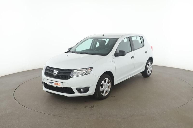 Weiß Gebraucht 2016 Dacia Sandero Ambiance Kleinwagen | 7.000 € (Etwas zu teuer) - Bild 1/3