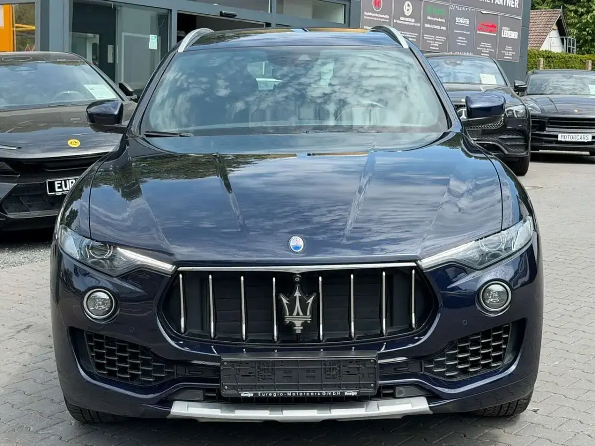 Gebraucht Maserati Levante 275 PS (202 kW) 2017 Blau SUV