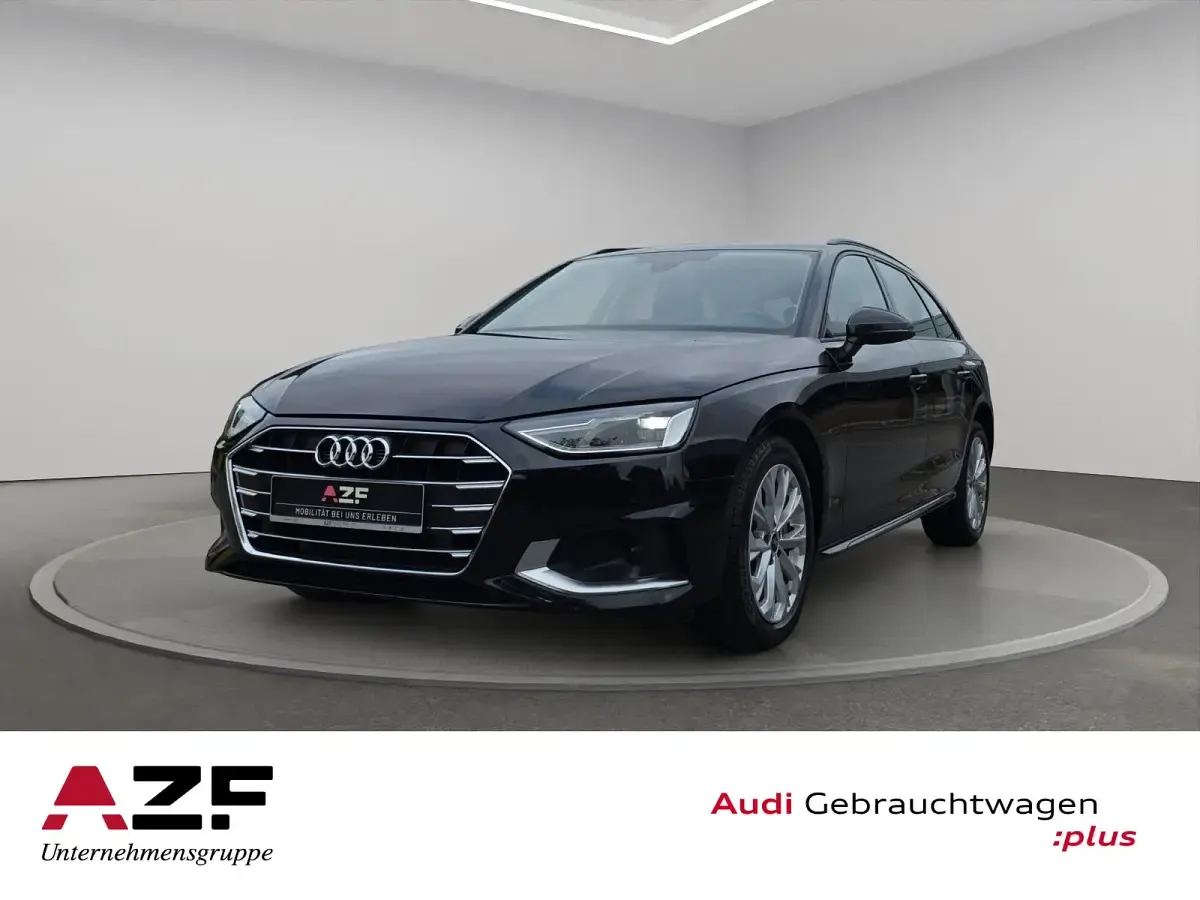 Gebraucht Audi A4 Advanced 204 PS (150 kW) 2023 Mythosschwarz metallic Kombi