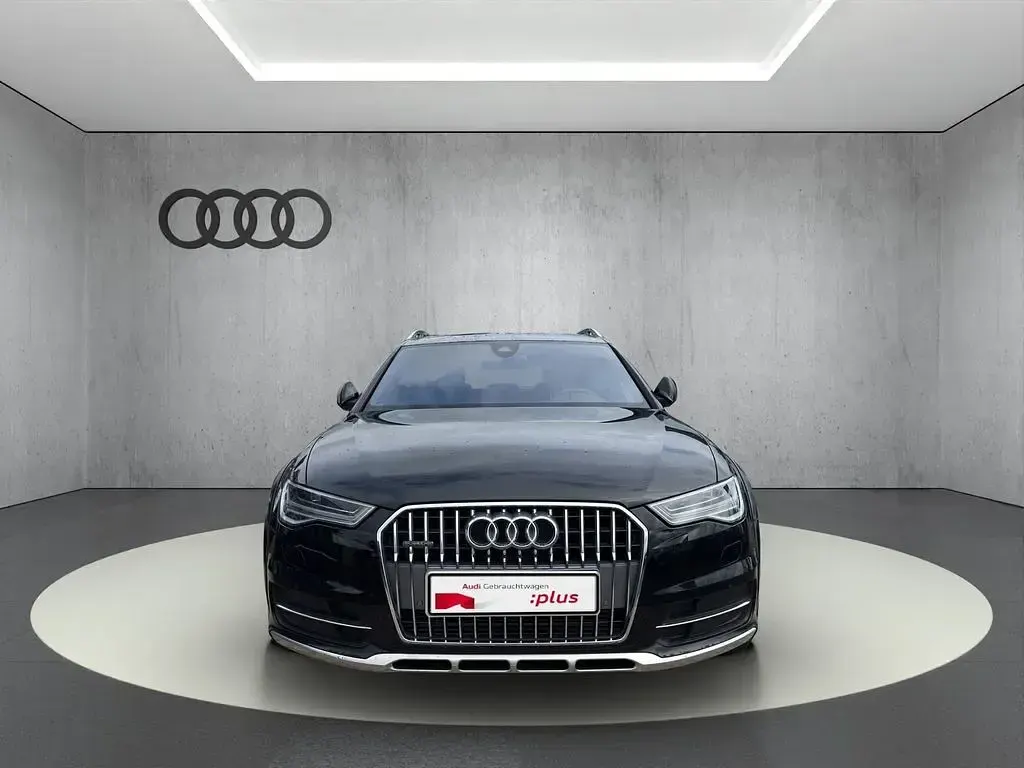 Gebraucht Audi A6 Allroad Design 272 PS (200 kW) 2018 Mythosschwarz metallic Kombi