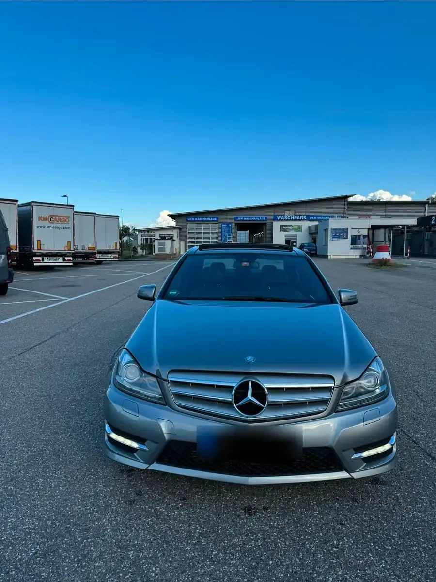 Gebraucht Mercedes C250 AMG line 204 PS (150 kW) 2014 Limousine