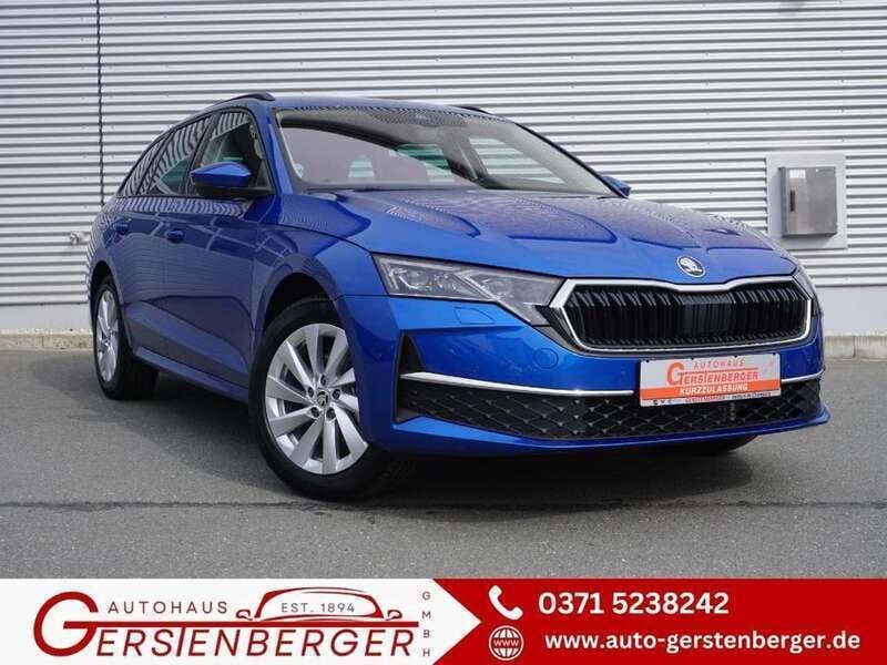 Raceblau metallic Gebraucht 2024 Skoda Octavia Selection Kombi | 33.890 € (Fairer Preis) - Bild 1/4