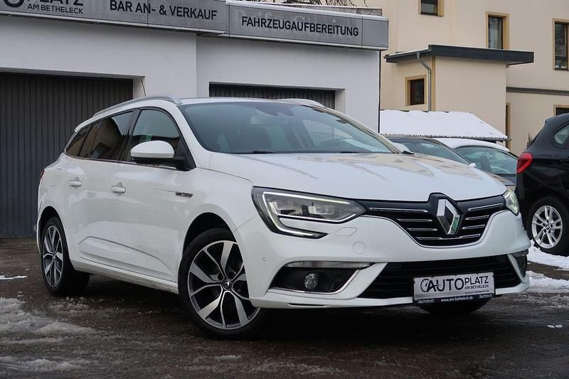 Gebraucht Renault Mégane IV Bose Edition 132 PS (97 kW) 2016 Weiß Limousine