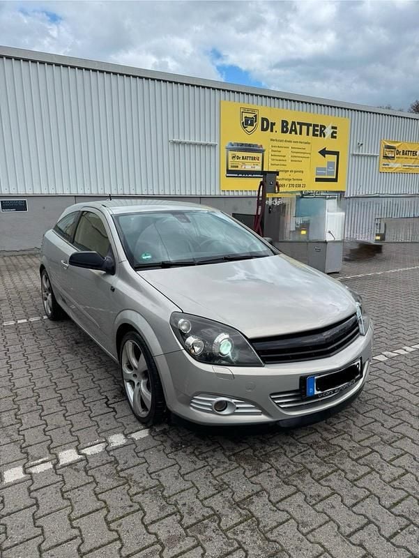 Gebraucht Opel Astra GTC 120 PS (88 kW) 2005 Coupé