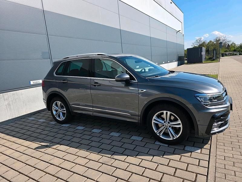 Second-hand VW Tiguan Highline 239 CP (175 kW) 2018 Gri SUV