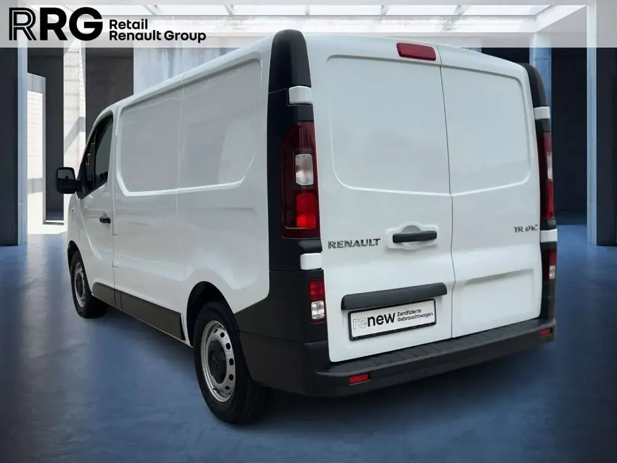 Gebraucht Renault Trafic 120 PS (88 kW) 2021 Weiß Van / Kleinbus
