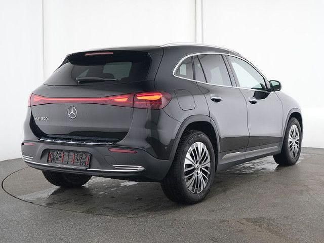 Gebraucht Mercedes EQA250 139 kW (190 PS) 2025 Schwarz SUV