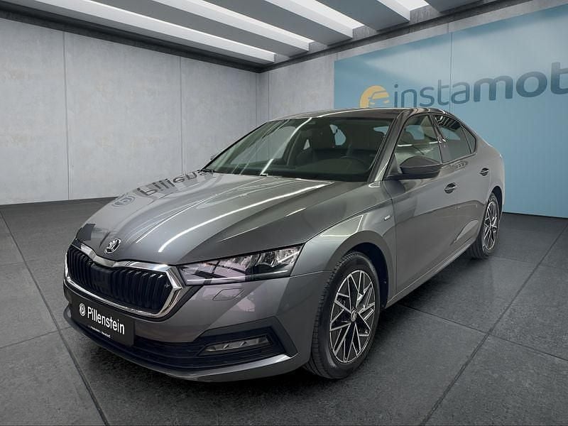 Grau Gebraucht 2022 Skoda Octavia Limousine | 24.849 € (Fairer Preis) - Bild 1/4