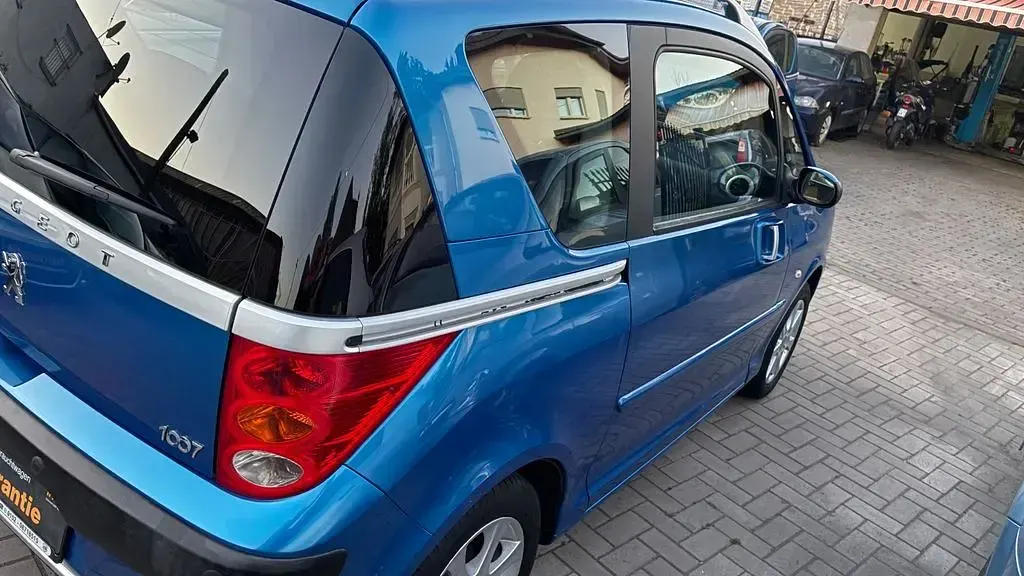 Gebraucht Peugeot 1007 Premium 88 PS (64 kW) 2006 Blau Van / Kleinbus