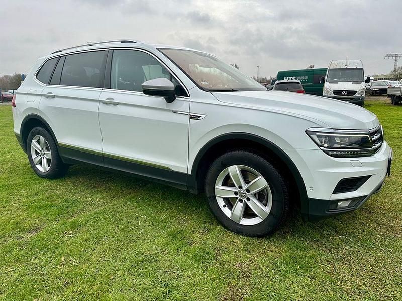 Gebraucht VW Tiguan Allspace Highline 190 PS (139 kW) 2019 Weiß SUV